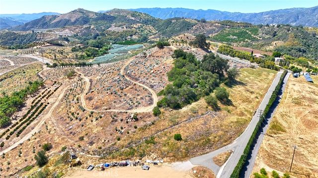 1 El Calamar, Temecula, CA 92590