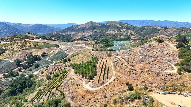 1 El Calamar, Temecula, CA 92590