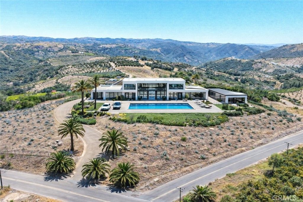 1 El Calamar, Temecula, CA 92590