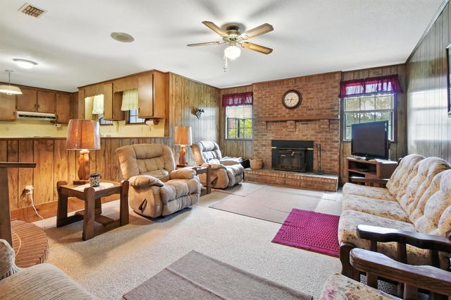 3232 Loren Henderson Rd, Perry, FL 32347