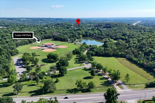 812 Fonnic Dr, Nashville, TN 37207