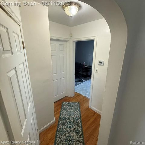 6515 Ashton Avenue, Detroit, MI 48228