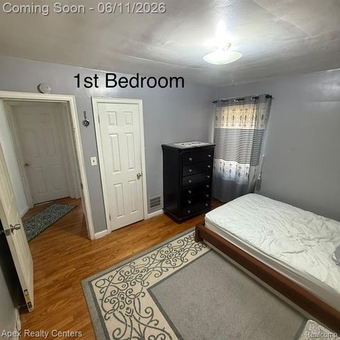 6515 Ashton Avenue, Detroit, MI 48228