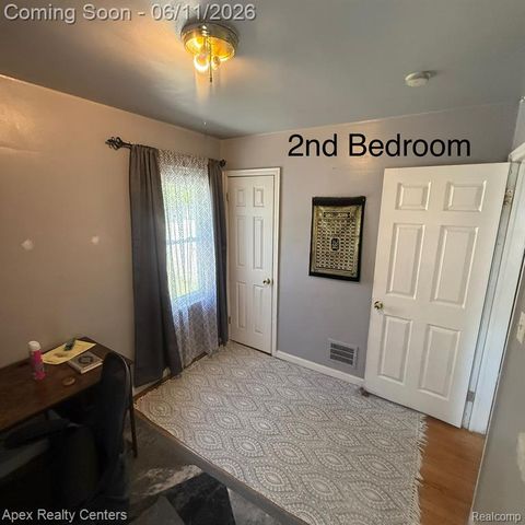 6515 Ashton Avenue, Detroit, MI 48228