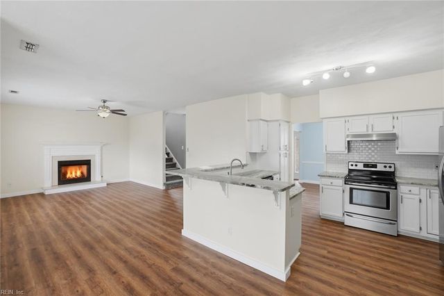 2 Shoal CT, Portsmouth, VA 23703