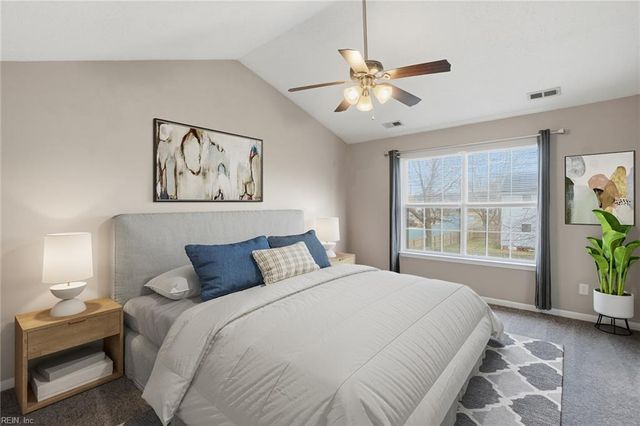 2 Shoal CT, Portsmouth, VA 23703