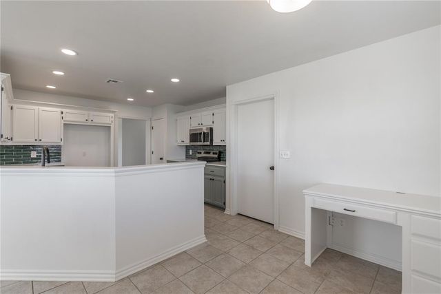 1492 County Street 2980, Blanchard, OK 73010