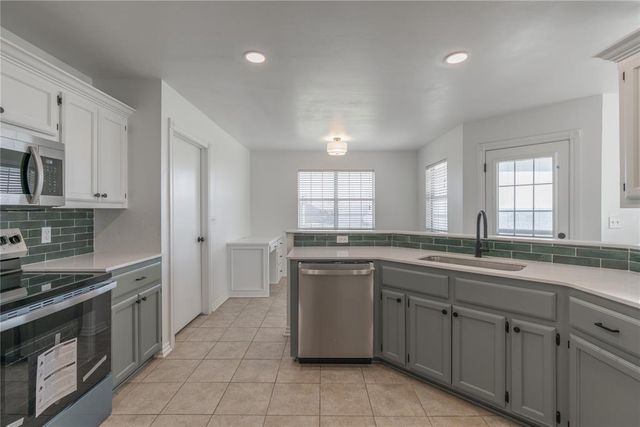 1492 County Street 2980, Blanchard, OK 73010