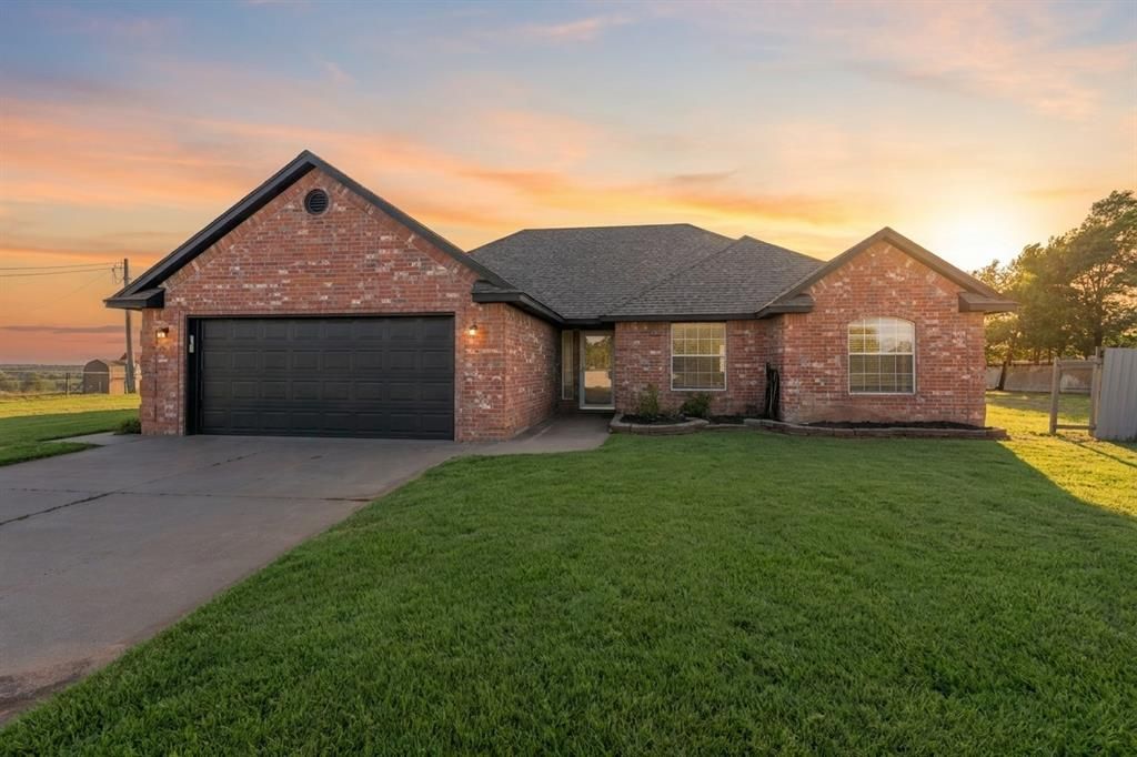 1492 County Street 2980, Blanchard, OK 73010