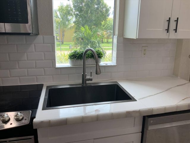 2161 NW 29TH Avenue, Fort Lauderdale, FL 33311