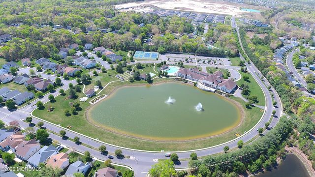 6 Fountain View Drive, Barnegat, NJ 08005
