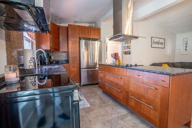102 S SUNLAND DRIVE, Sanford, FL 32773