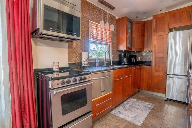 102 S SUNLAND DRIVE, Sanford, FL 32773