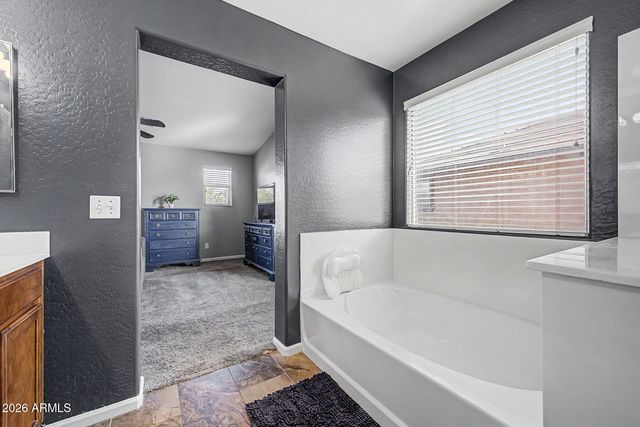 929 S DEERFIELD Lane, Gilbert, AZ 85296