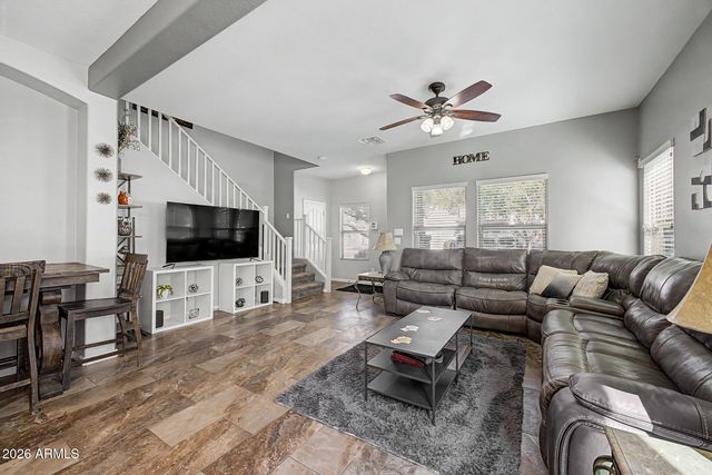 929 S DEERFIELD Lane, Gilbert, AZ 85296
