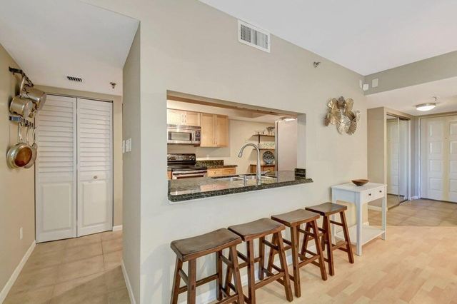 950 Lavers Circle F309, Delray Beach, FL 33444