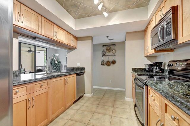 950 Lavers Circle F309, Delray Beach, FL 33444