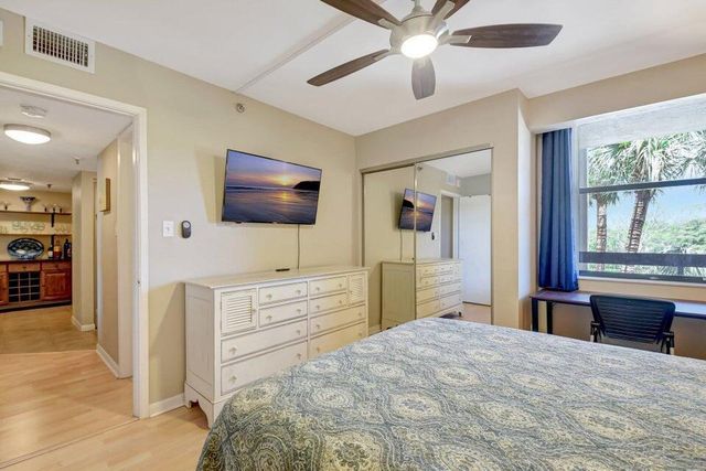 950 Lavers Circle F309, Delray Beach, FL 33444