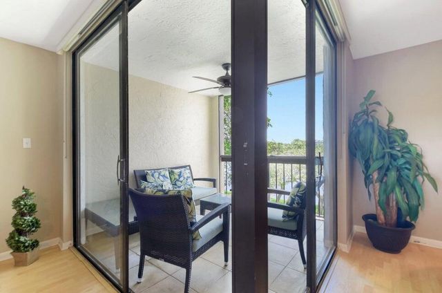 950 Lavers Circle F309, Delray Beach, FL 33444