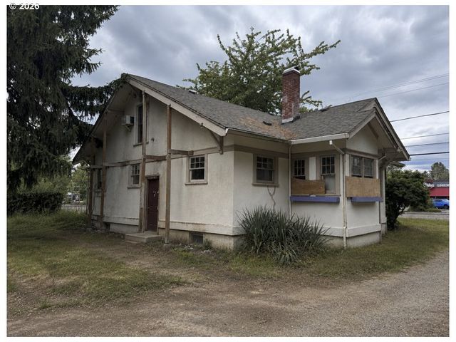 21260 Se Stark St, Gresham, OR 97030