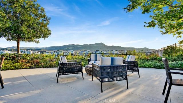 833 Sunrise Road, Rancho Mission Viejo, CA 92694