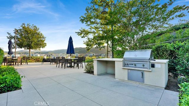 833 Sunrise Road, Rancho Mission Viejo, CA 92694