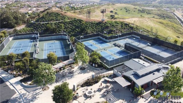 833 Sunrise Road, Rancho Mission Viejo, CA 92694