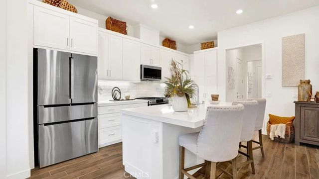 833 Sunrise Road, Rancho Mission Viejo, CA 92694