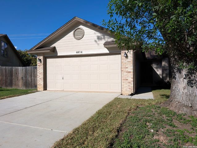 4414 Knollmanor, San Antonio, TX 78247