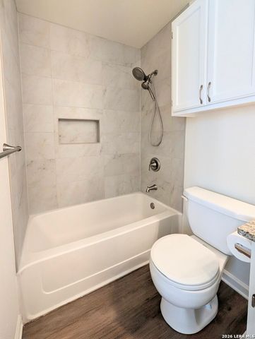 4414 Knollmanor, San Antonio, TX 78247