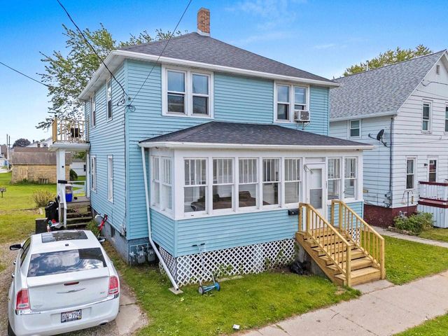 1807 21ST STREET, Two Rivers, WI 54241