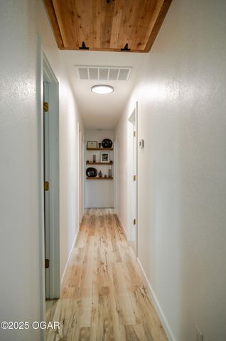 303 N Hudson Avenue, Aurora, MO 65605