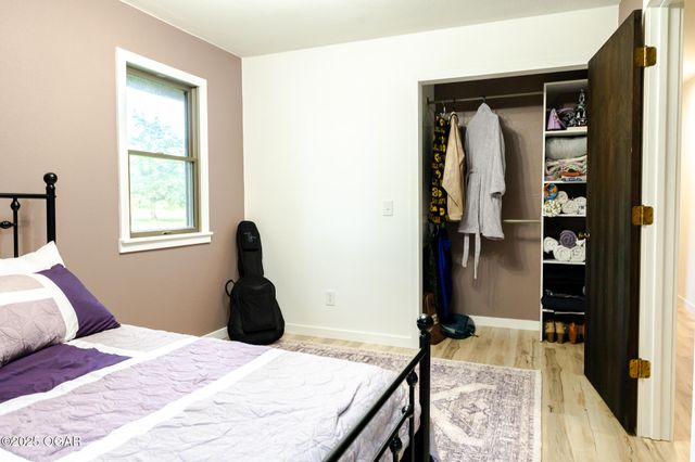 303 N Hudson Avenue, Aurora, MO 65605