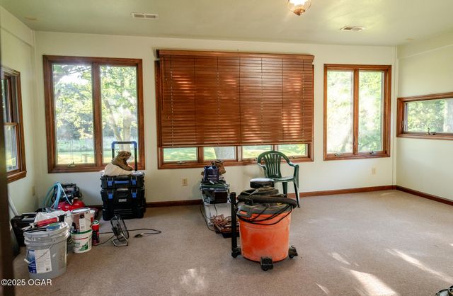 303 N Hudson Avenue, Aurora, MO 65605