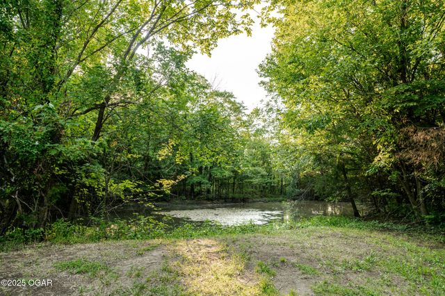 303 N Hudson Avenue, Aurora, MO 65605