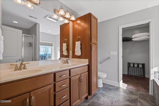 706 Chestnut Drive, Gatlinburg, TN 37738