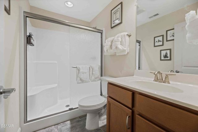 706 Chestnut Drive, Gatlinburg, TN 37738