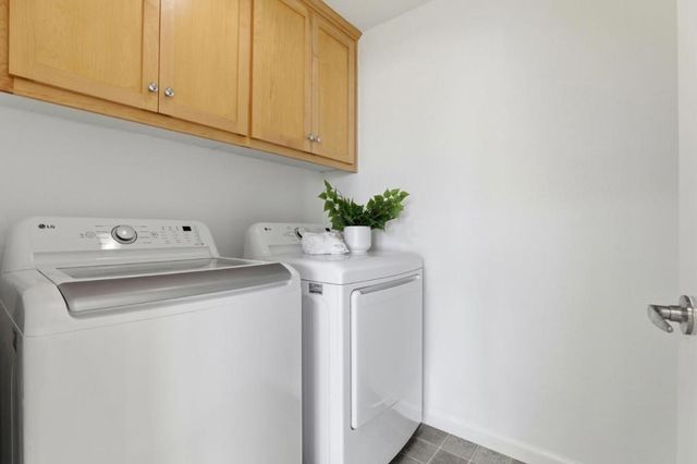 1035 Scotia Terrace 304, Sunnyvale, CA 94089