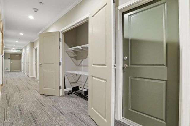 1035 Scotia Terrace 304, Sunnyvale, CA 94089