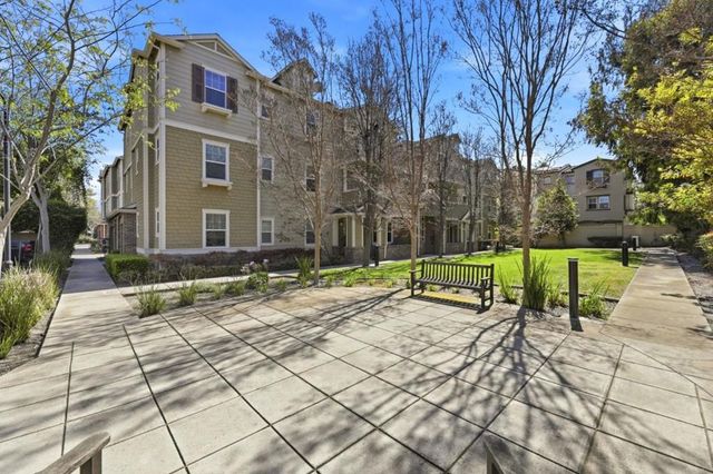1035 Scotia Terrace 304, Sunnyvale, CA 94089