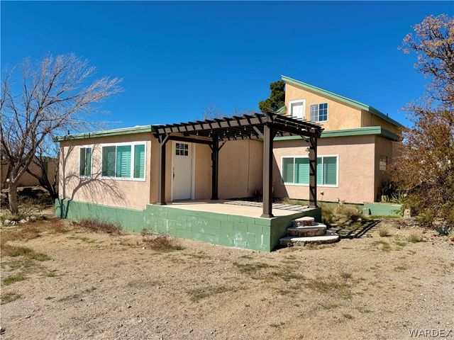 17305 N Lost Mine Drive, Dolan Springs, AZ 86441