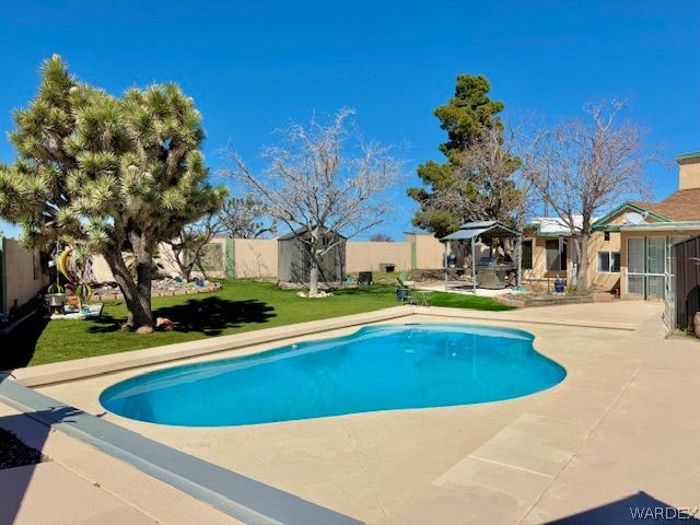 17305 N Lost Mine Drive, Dolan Springs, AZ 86441