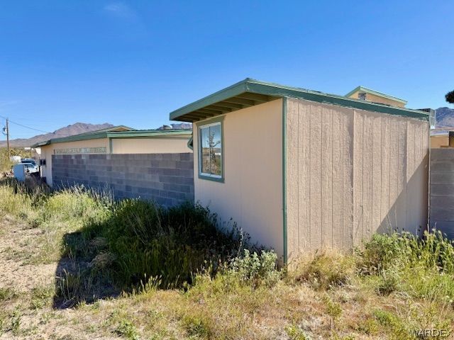 17305 N Lost Mine Drive, Dolan Springs, AZ 86441