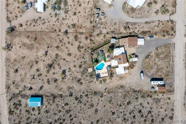17305 N Lost Mine Drive, Dolan Springs, AZ 86441
