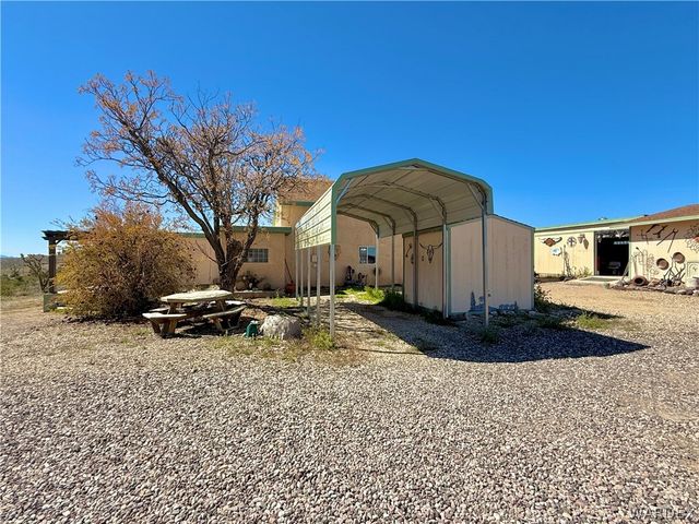 17305 N Lost Mine Drive, Dolan Springs, AZ 86441