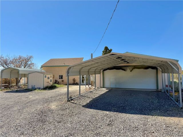 17305 N Lost Mine Drive, Dolan Springs, AZ 86441