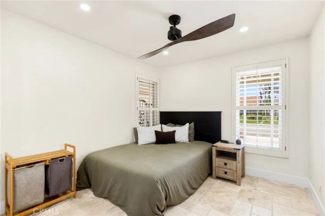 21052 Amberwick Lane, Huntington Beach, CA 92646