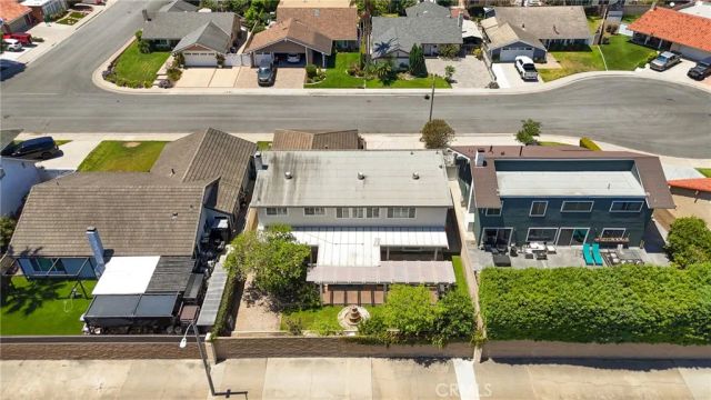 21052 Amberwick Lane, Huntington Beach, CA 92646