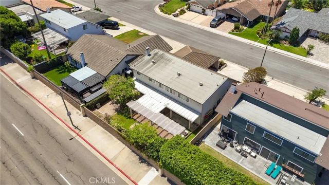 21052 Amberwick Lane, Huntington Beach, CA 92646