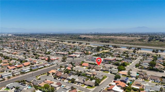 21052 Amberwick Lane, Huntington Beach, CA 92646